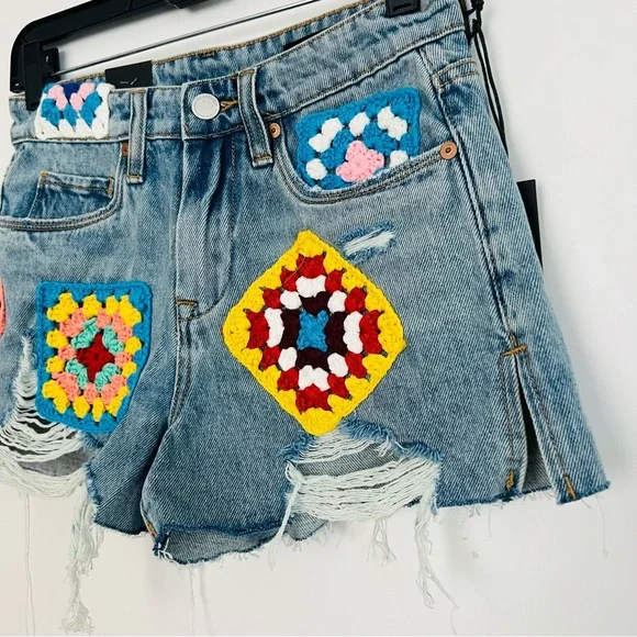 Blank NYC Wildest Rhythm Patchwork Shorts NWT - Picture 7 of 16